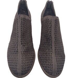 Women’s Taupe Woven Slip On Shoes Comfort Flats Breathable Vince Camuto Size 8